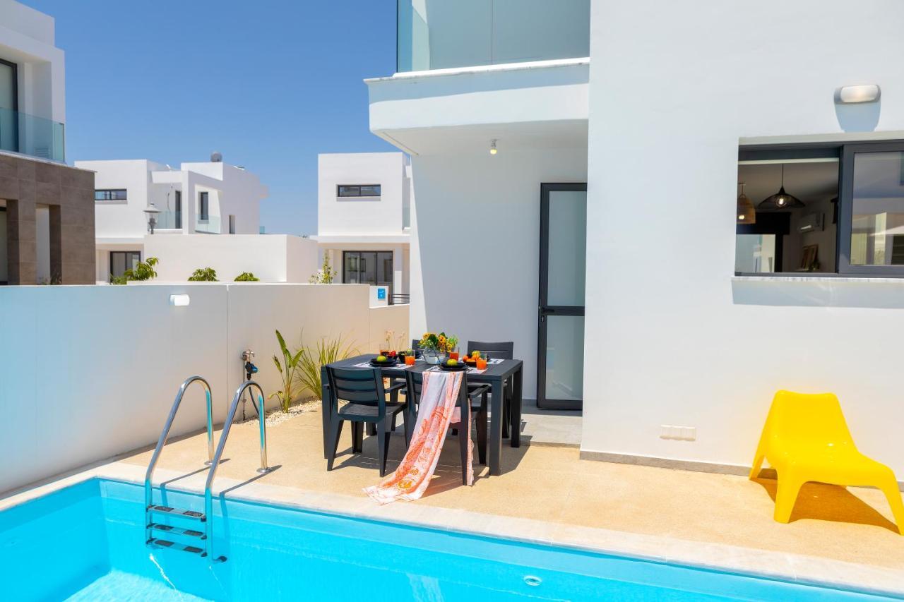 Alasia Villas Paralimni Esterno foto