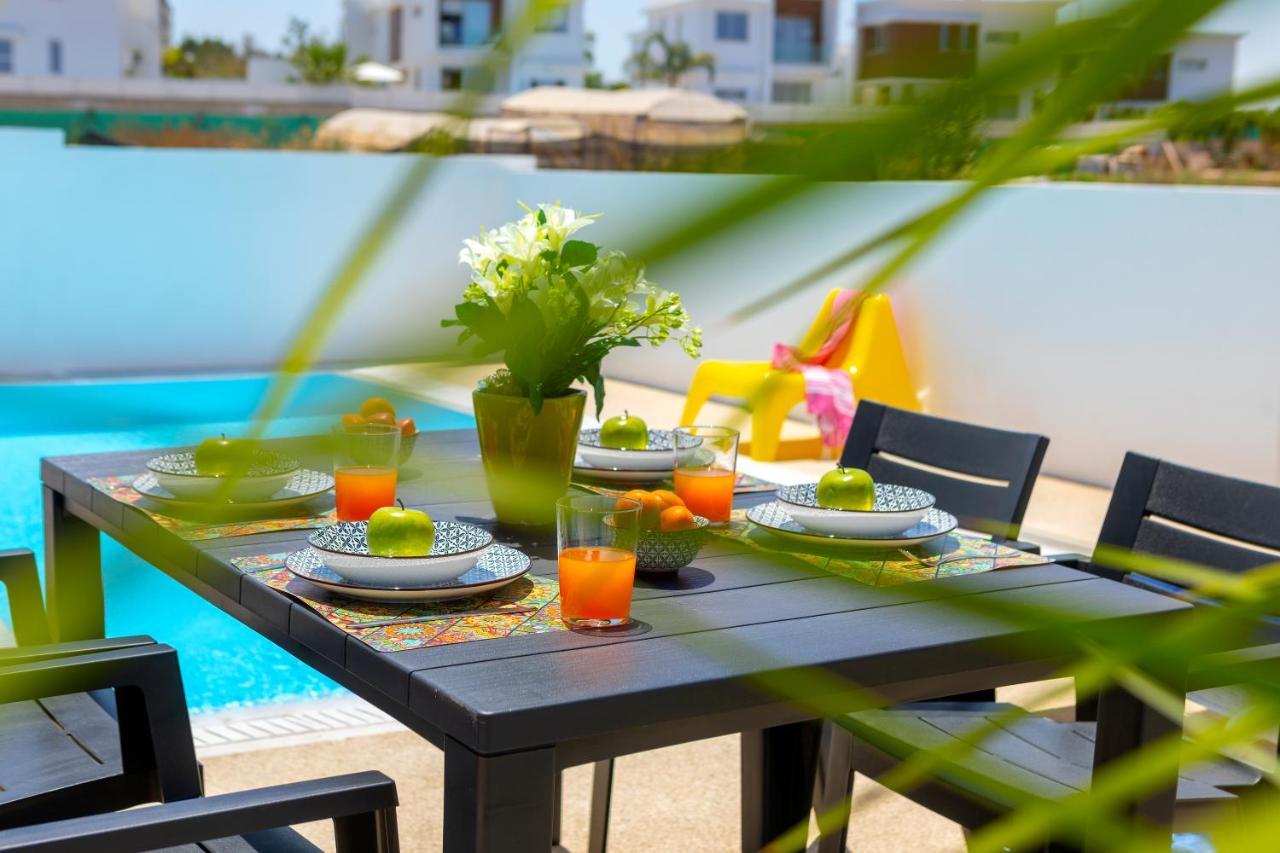 Alasia Villas Paralimni Esterno foto
