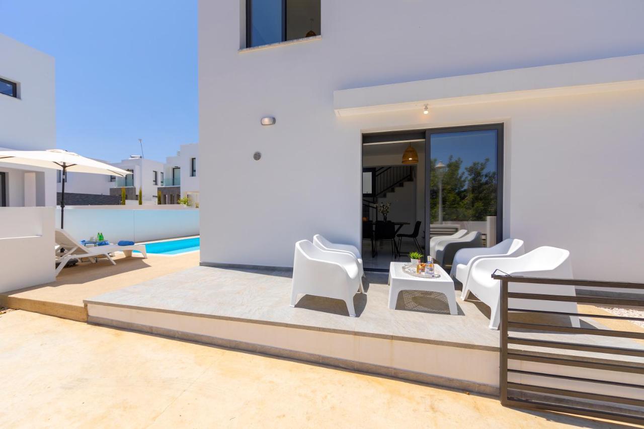Alasia Villas Paralimni Esterno foto