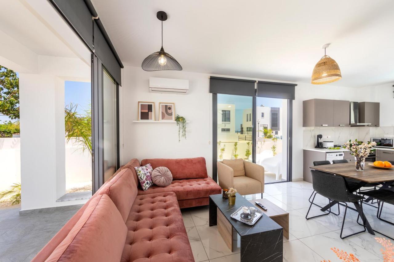 Alasia Villas Paralimni Esterno foto